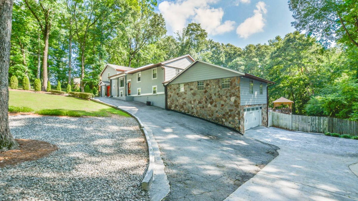 One of Munroe's rental property in Georgia, that currently sits empty.
