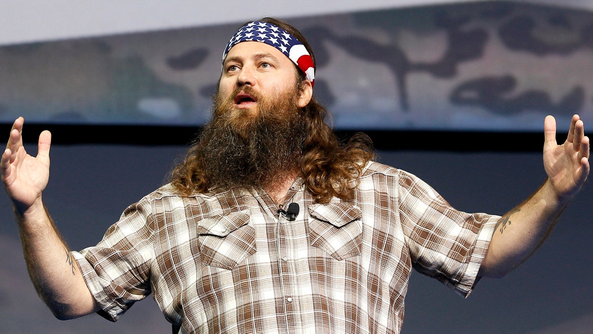 Willie Robertson gets candid about the country’s most culturally dividing issues to find common ground on Facebook Watch series, 'At Home With the Robertson's.'