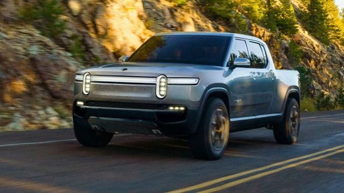 The Lincoln was expected to share its platform with the Rivian R1T pickup.