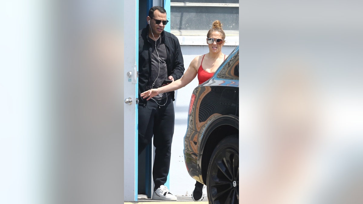 Jennifer Lopez and Alex Rodriguez are seen for the first time since the COVID-19 self-quarantine and hit up their local gym.