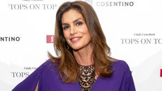 ‘Friends’ reunion features Cindy Crawford wearing Ross’ leather pants