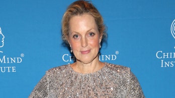 Ali Wentworth explains why she would watch porn with her kids at least ‘one time’