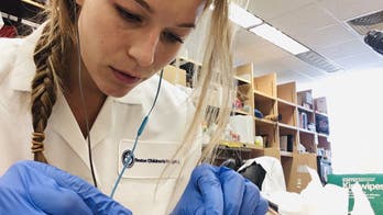 People with coronavirus are highly contagious for days prior to symptoms, says scientist