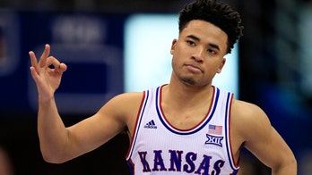 Kansas' Devon Dotson announces he's entering NBA Draft