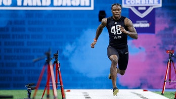 Raiders' rookie Henry Ruggs III 'OK' after trailer 'pinned him against' something while moving, father says