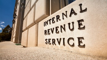 Democrats hire army of agents at IRS to squeeze honest taxpayers for Green New Deal