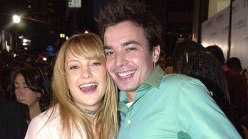 Kate Hudson tells Jimmy Fallon she would have dated him if he'd 'made a move' 20 years ago