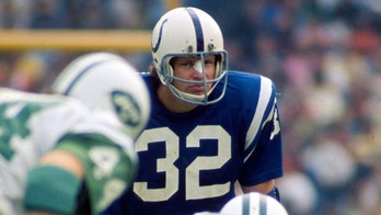 Mike Curtis, 'ferocious' Colts linebacker, dies at 77