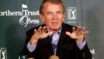 Finchem to join Woods next year in World Golf Hall of Fame