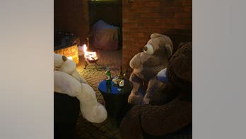 Coronavirus quarantine: Mom entertains family by posing giant teddy bears around house