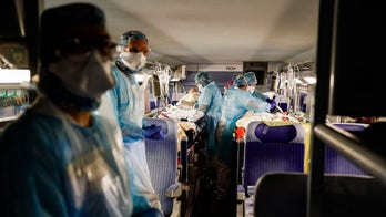 US' daily coronavirus death count Saturday is highest since pandemic started