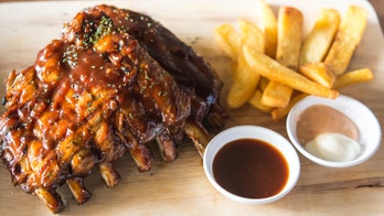 Massachusetts restaurant ends dress code that targeted Blacks, owner apologizes