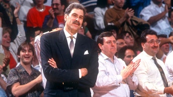 Phil Jackson: 5 things to know about the legendary NBA coach