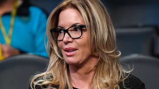 Lakers' Jeannie Buss voices opinion on Redskins name-change controversy