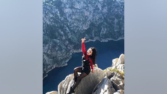 Hiker celebrating end of coronavirus lockdown falls to her death while posing for photo