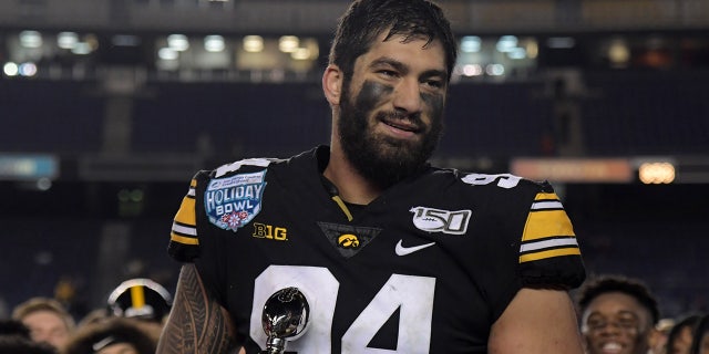 The Bills added to their defense with A.J. Epenesa. (Kirby Lee-USA TODAY Sports)