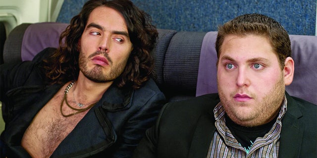 L-R: Russell Brand as Aldous Snow and Jonah Hill as Aaron Green