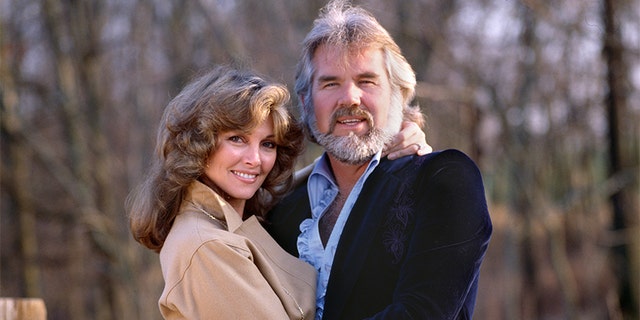 Dottie West and Kenny Rogers.