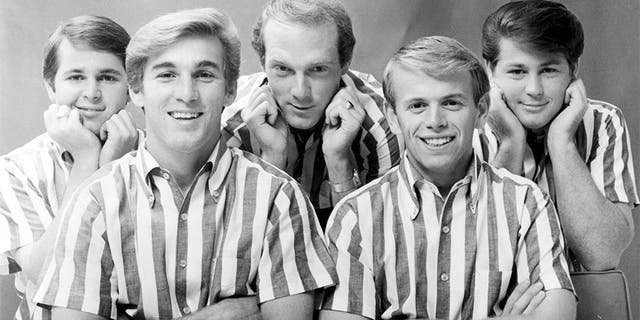 The Beach Boys pose for a portrait in circa 1964. (L-R) Carl Wilson, Dennis Wilson, Mike Love, Al Jardine, Brian Wilson.