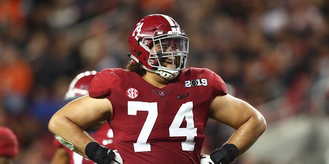 The Browns bolstered their offensive line with Jedrick Willis. (Mark J. Rebilas-USA TODAY Sports)