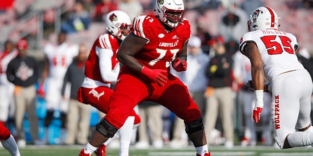 Mekhi Becton #73 of the Louisville Cardinals blocks against the North Carolina State Wolfpack during the game at Cardinal Stadium on November 17, 2018 in Louisville, Kentucky. (Photo by Joe Robbins/Getty Images)