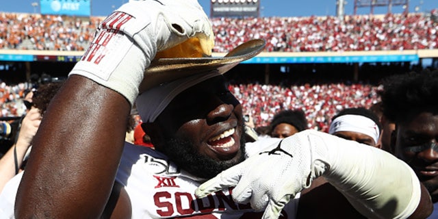 The Cowboys selected Neville Gallimore. (Photo by Ronald Martinez/Getty Images)