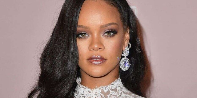 Rihanna Apologizes To Muslim Community For Using A Hadith At Fashion Show Careless Mistake Fox News