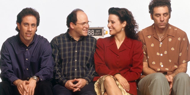 SEINFELD -- Season 6 -- Pictured: (l-r) Jerry Seinfeld, Jason Alexander as George Costanza, Julia Louis-Dreyfus as Elaine Benes, Michael Richards as Cosmo Kramer (Photo by )