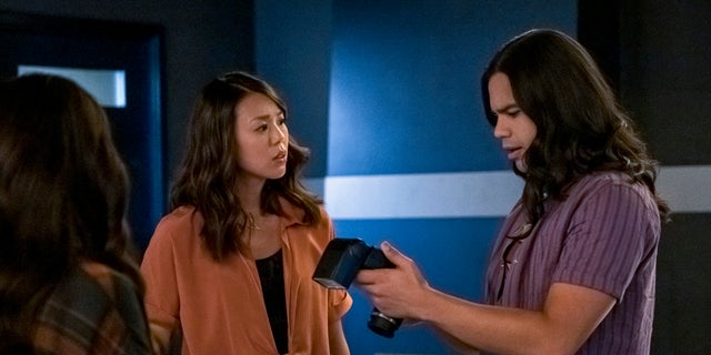 Victoria Park as Kamilla and Carlos Valdes as Cisco Ramon in 'The Flash.'