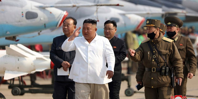 Kim Jong Un Sends Thanks To Workers At North Korean Tourist Zone Amid 