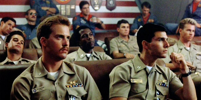 , Anthony Edwards as Lt. Nick "Goose" Bradshaw and Tom Cruise as Lt. Pete "Maverick" Mitchell in 'Top Gun.'