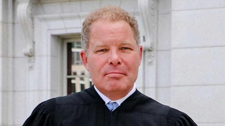 Wisconsin Supreme Court rules against Governor, blocks vote delay