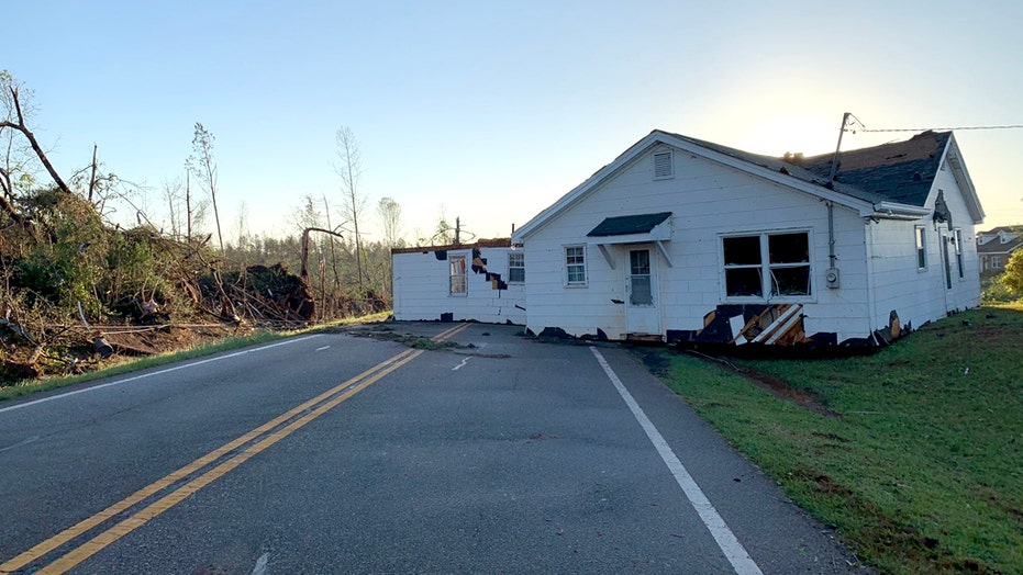 Tornado In Georgia Lifts House Drops It On Middle Of Road As Deadly   Upson County Tornado Molly McCollum 