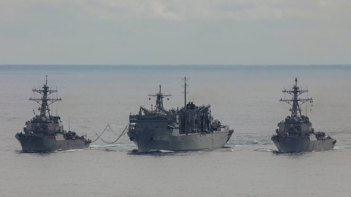The USS Donald Cook, USS Porter and USNS Supply in the Berents Sea on April 28. (Royal Navy Photograher Dan Rosenbaum)