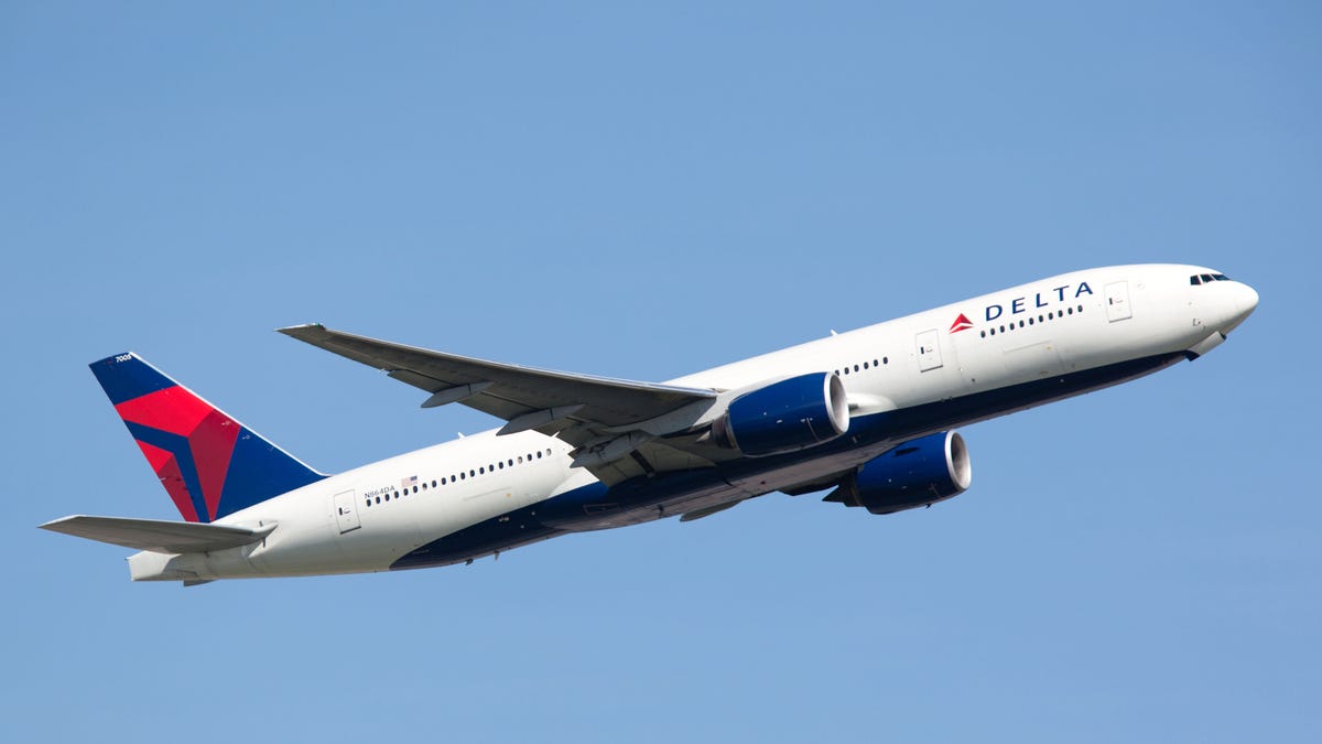 Delta Airlines Boeing 777-200LR