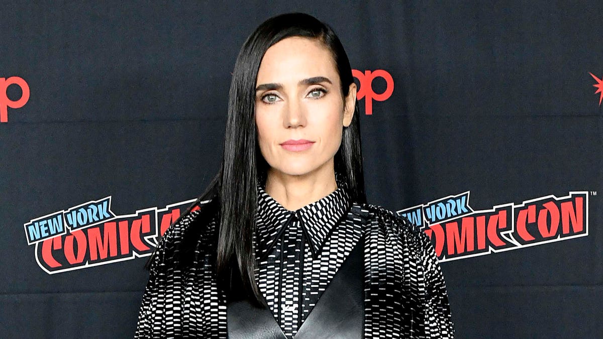 Jennifer Connelly's 'Top Gun: Maverick' Character Was Mentioned Twice In  The Original Movie