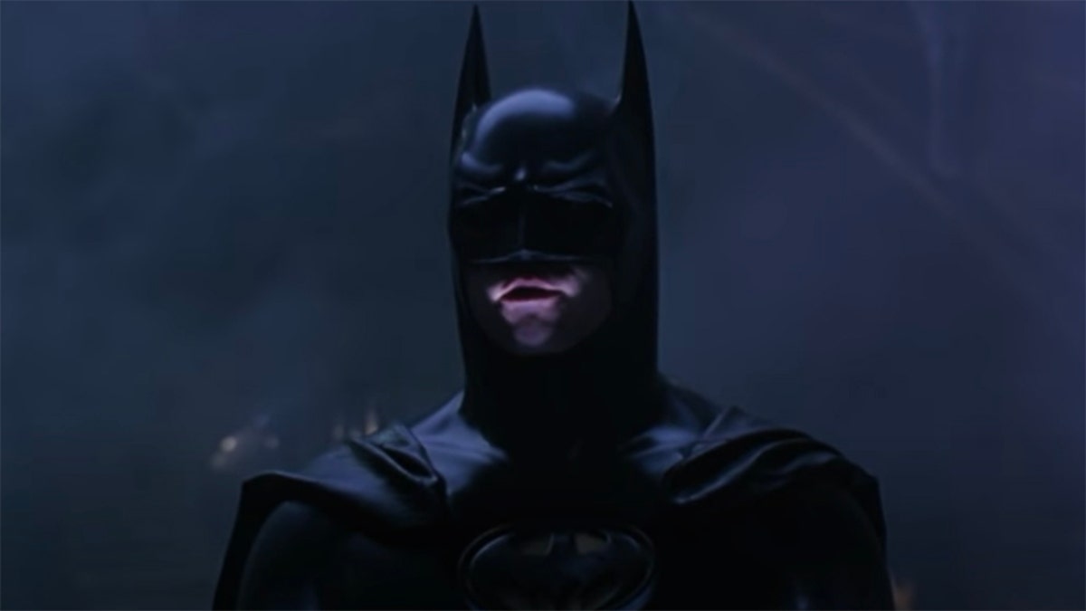 Val Kilmer reveals he would play Batman again | Fox News