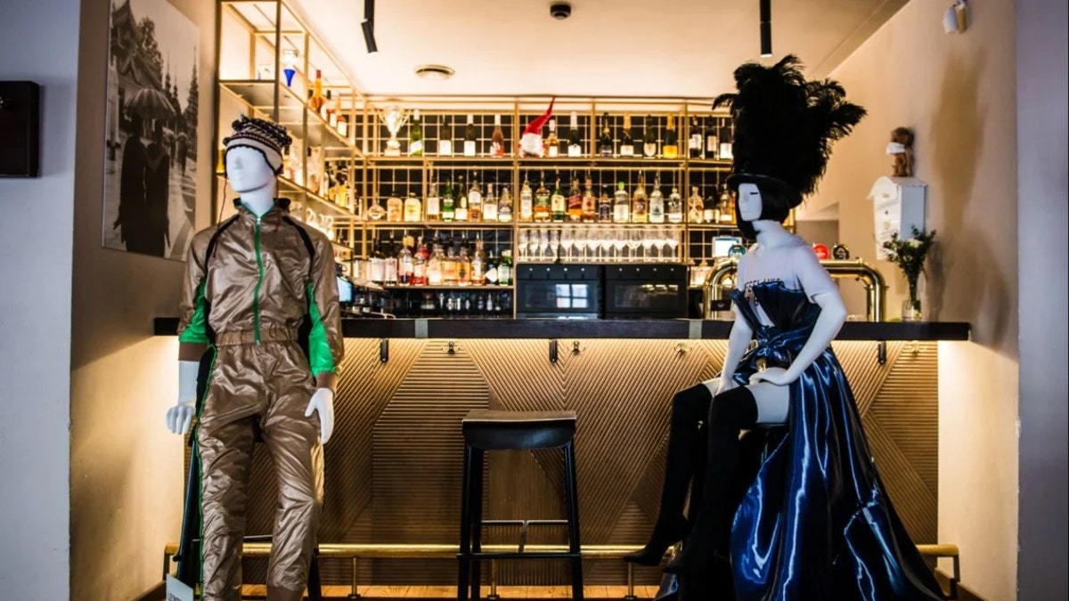 Restaurants in Vilnius, Lithuania’s capital, have started to use mannequins in eateries as they reopen.