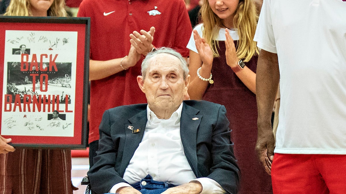 Former Arkansas Razorbacks basketball coach Eddie Sutton is honored in Fayetteville, Ark., in October 2019. (Getty Images)