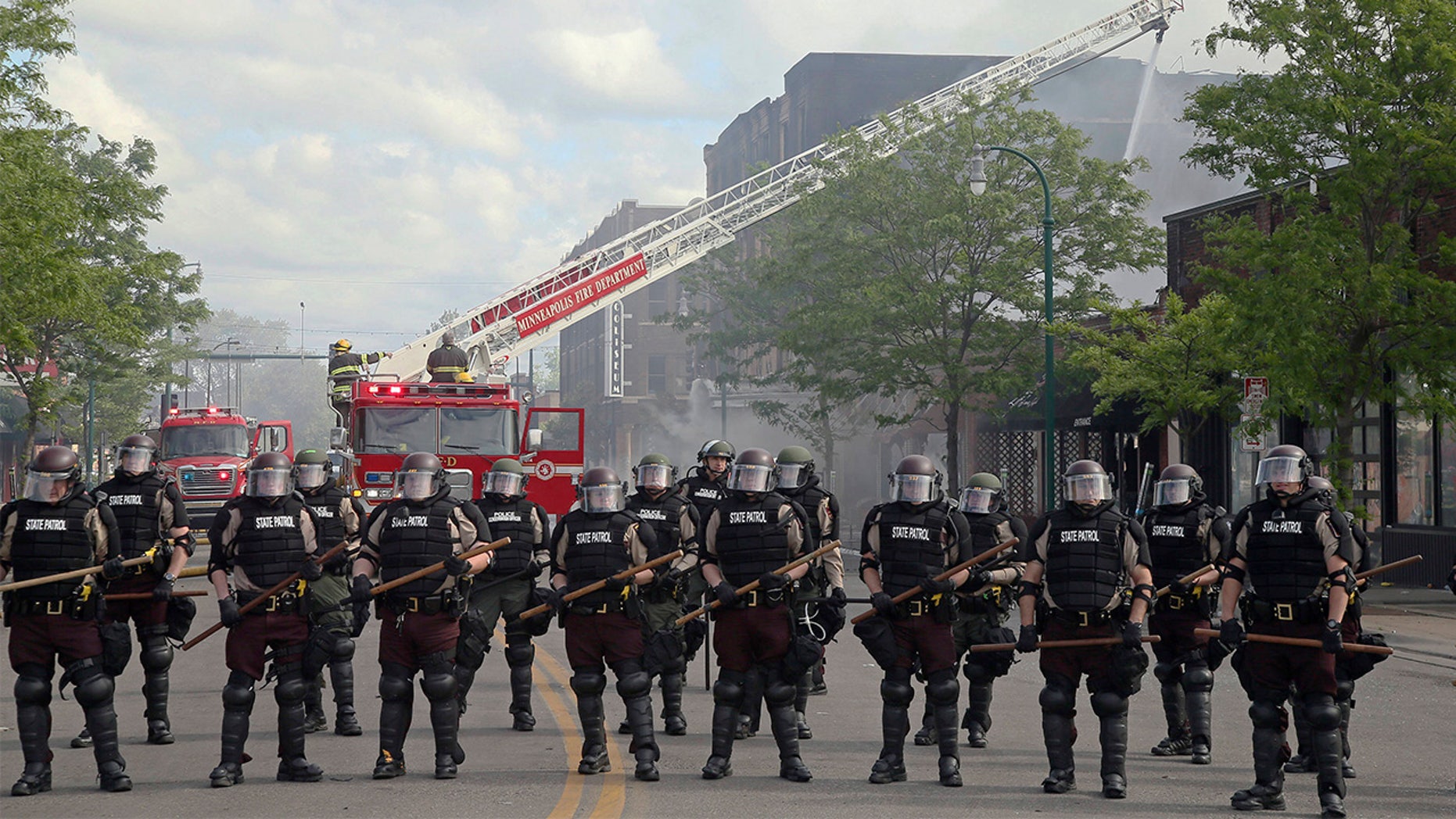 https://a57.foxnews.com/static.foxnews.com/foxnews.com/content/uploads/2020/05/1862/1048/Minneapolis-Morning-After-AP-5.jpg