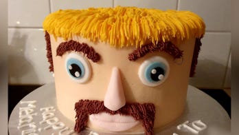 Woman unveils 'Tiger King'-themed cake for best friend's birthday