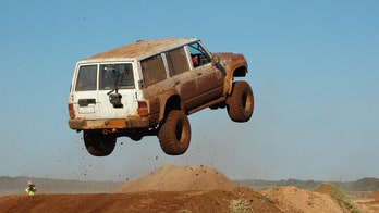 ӣ����Ƶ Autos Virtual Car Show: YOUR 4x4 SUVs