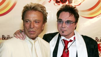 Magician Roy Horn of Siegfried & Roy dead at 75 from COVID-19 complications