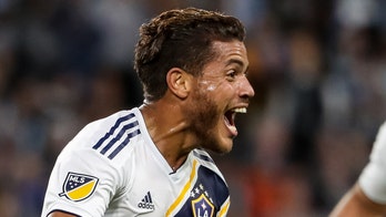 LA Galaxy star posts naked photo with model on social media, erases it