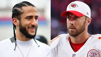 Redskins' Alex Smith on former teammate Colin Kaepernick: 'Absurd' free-agent quarterback doesn't have a job