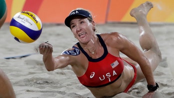 Beach volleyball star Walsh Jennings offers virtual training