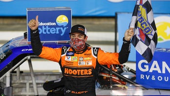 Chase Elliott beats Kyle Busch to win $100,000 bounty in NASCAR Truck Series race