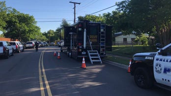 Texas boy, 12, escapes before mom, sister die in apparent murder-suicide, police say