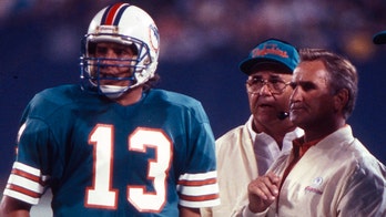 Dan Marino doesn't want Bill Belichick to break Don Shula's record