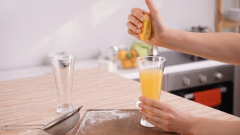 How to juice a lemon without cutting it